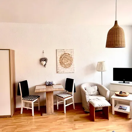 Feriennest Am Warnemuende 公寓